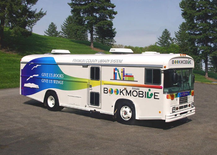 Concept bookmobile front view
